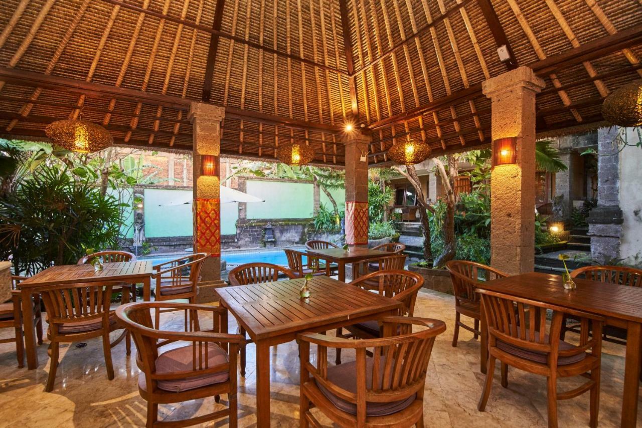 Ellies Hotel Nusa Dua  Exteriör bild